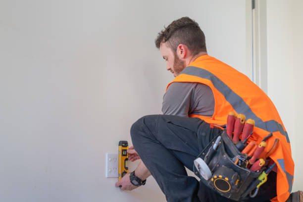 Best Local Electrician Companies  in Chocowinity, NC